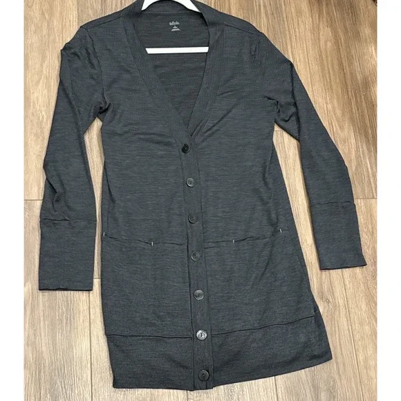 Icebreaker Women Lrg Long Button Up Cardigan Dark Gray Merino Wool Pockets EUC - Picture 1 of 13